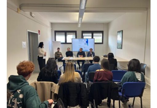 La Scuola di Sviluppo Territoriale a lezione di start-up negli spazi Siprocube
